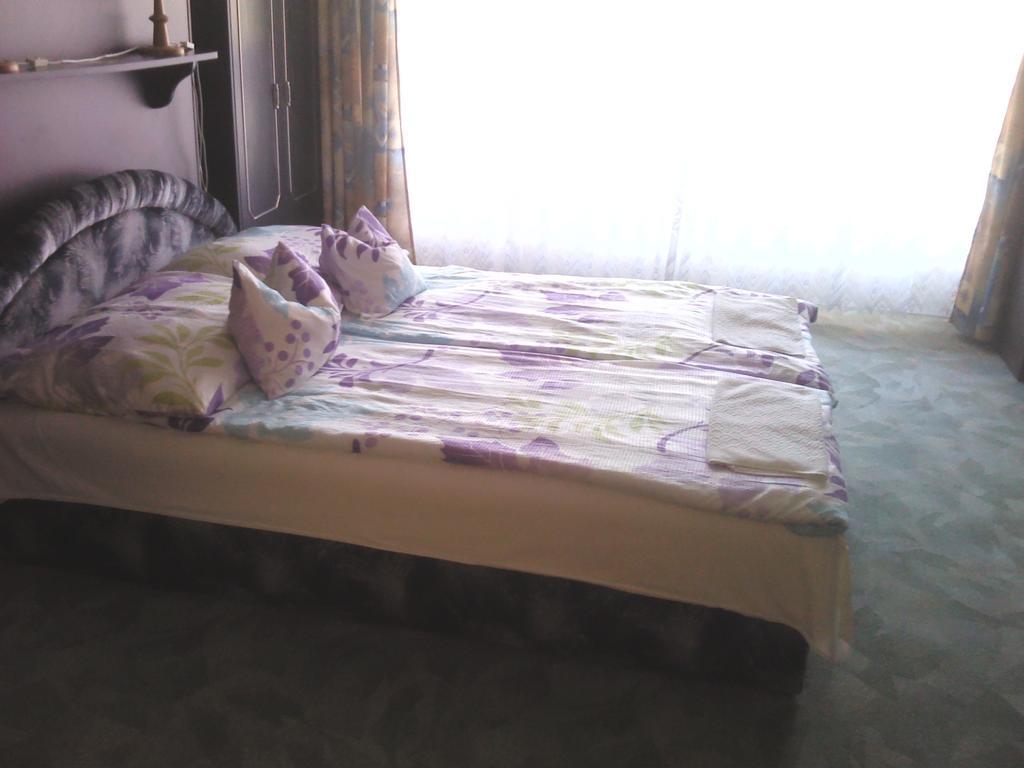 Napfeny Apartment Keszthely Phòng bức ảnh