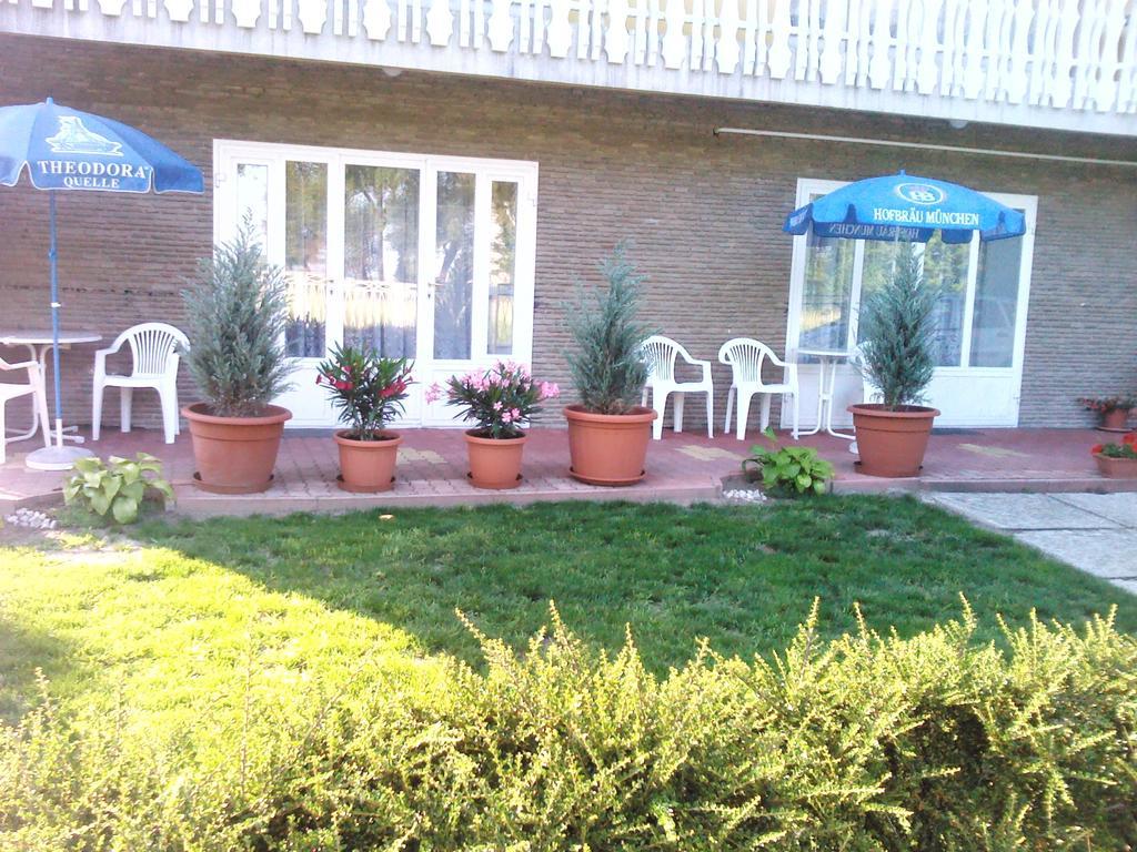 Napfeny Apartment Keszthely Ngoại thất bức ảnh