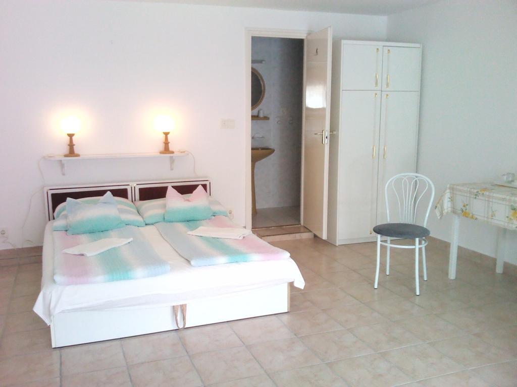 Napfeny Apartment Keszthely Phòng bức ảnh